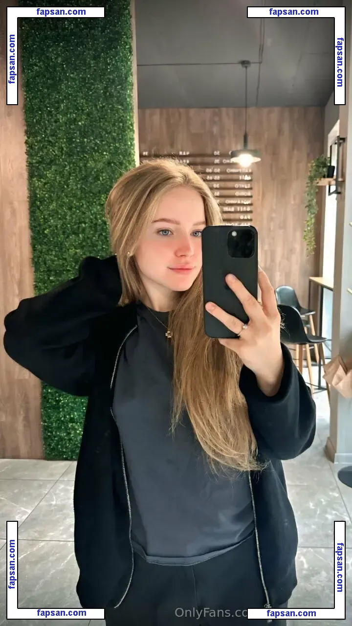 Greenie Rose голая фото #0023 с Онлифанс