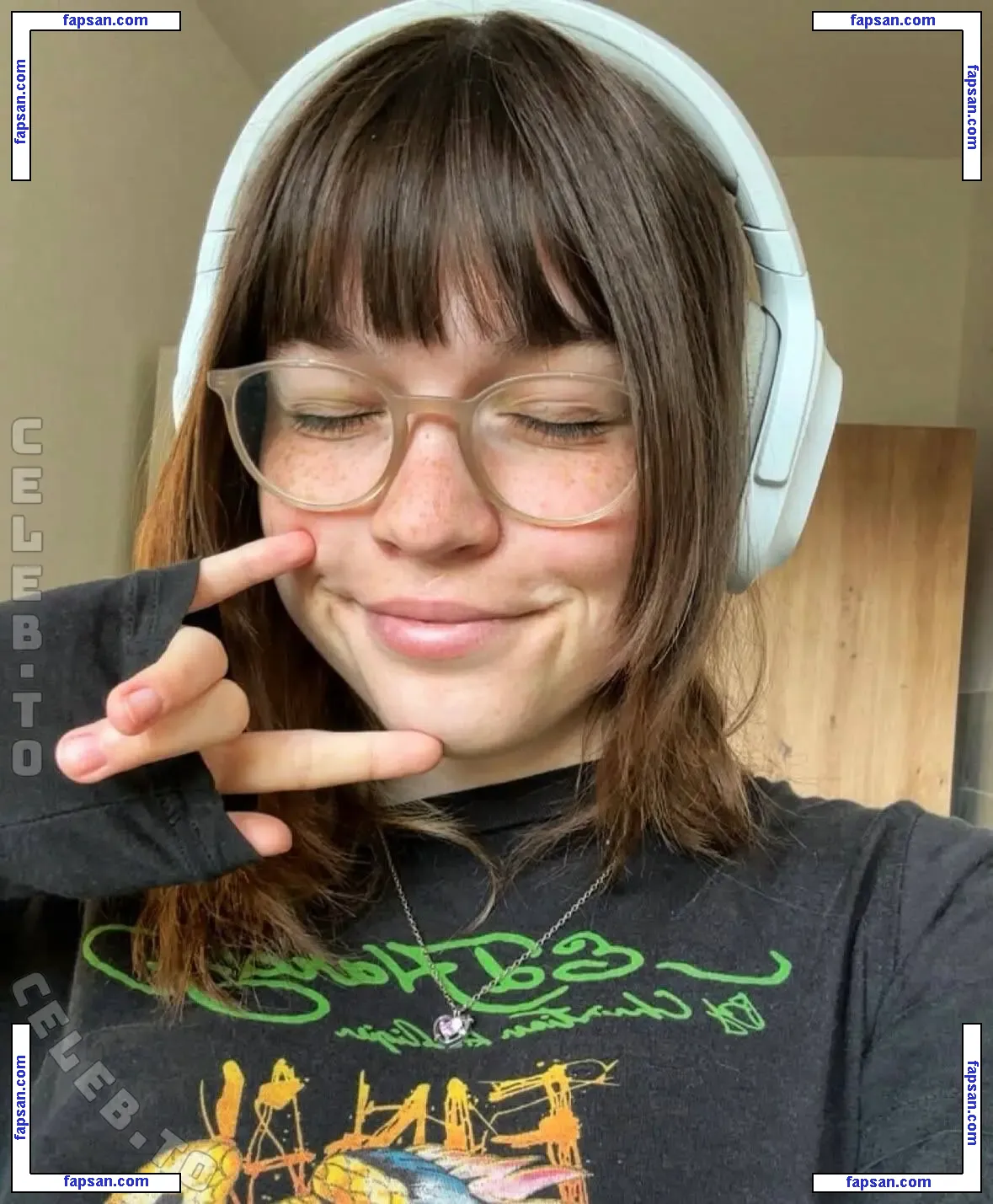 Greensebacke nude photo #0001 from OnlyFans