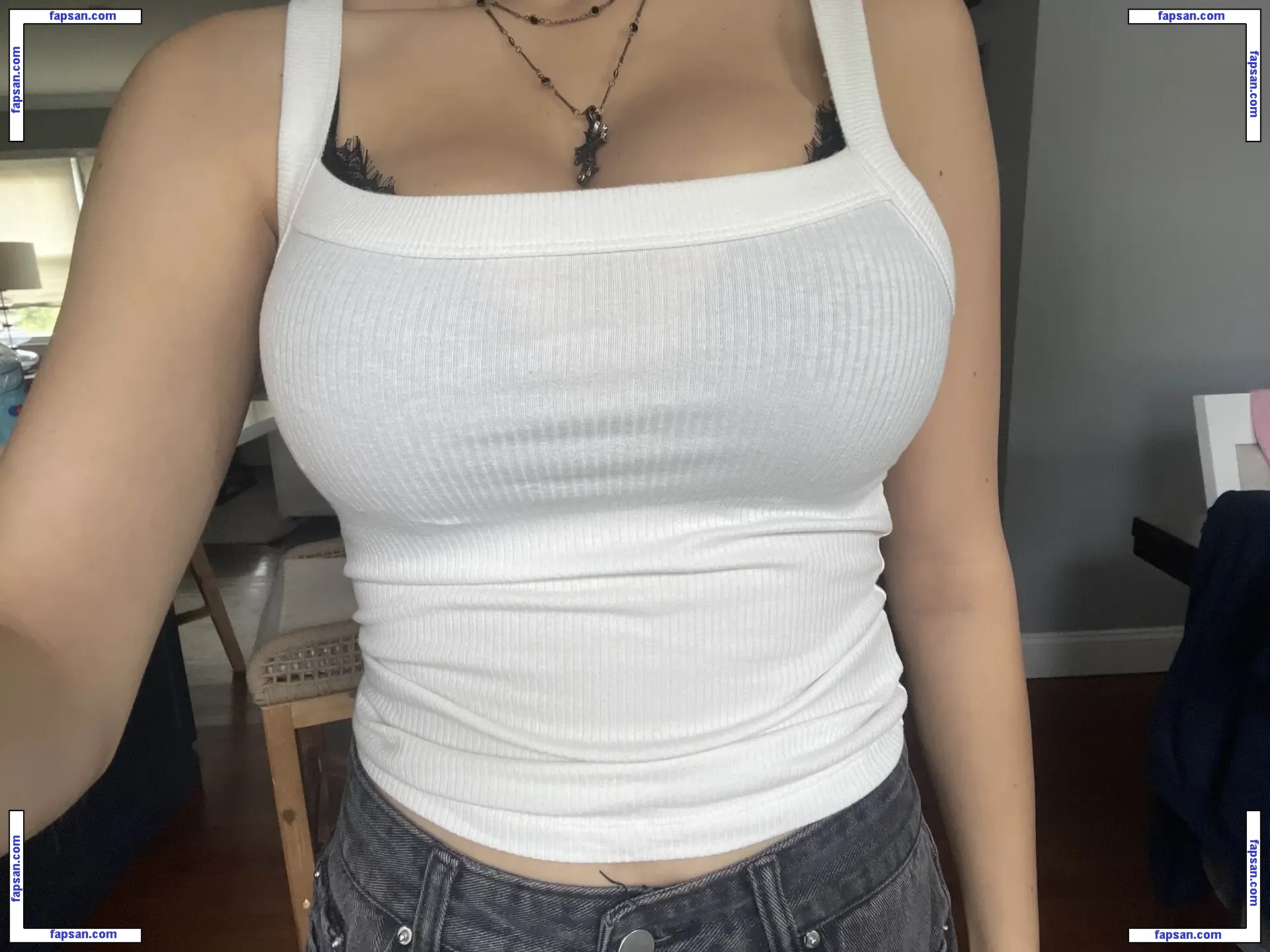 Griffin nude photo #0002 from OnlyFans