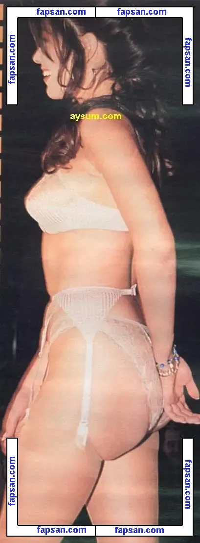 Gülben Ergen голая фото #0001 с Онлифанс