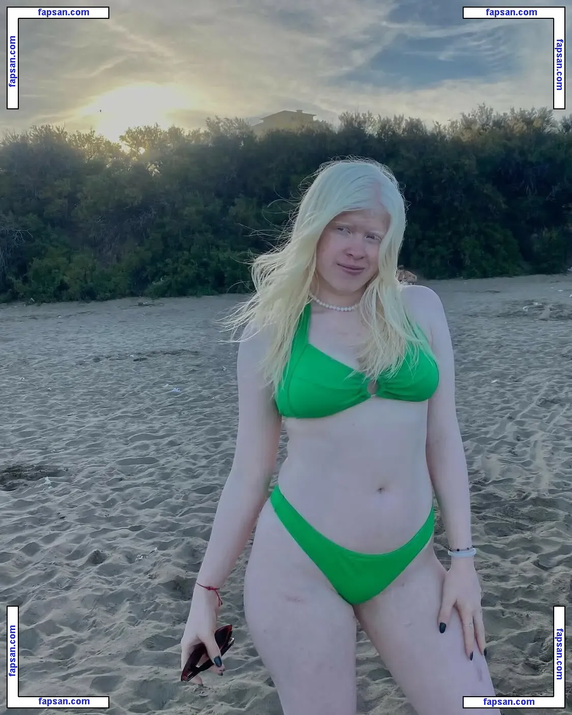 Guada Scarione nude photo #0007 from OnlyFans