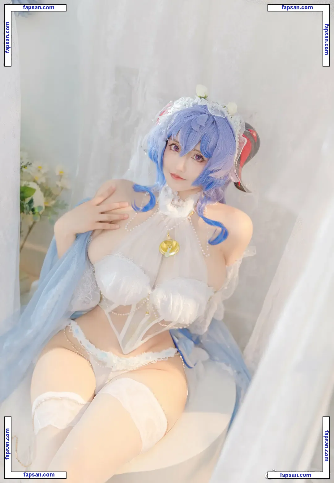 GUAZA nude photo #0006 from OnlyFans