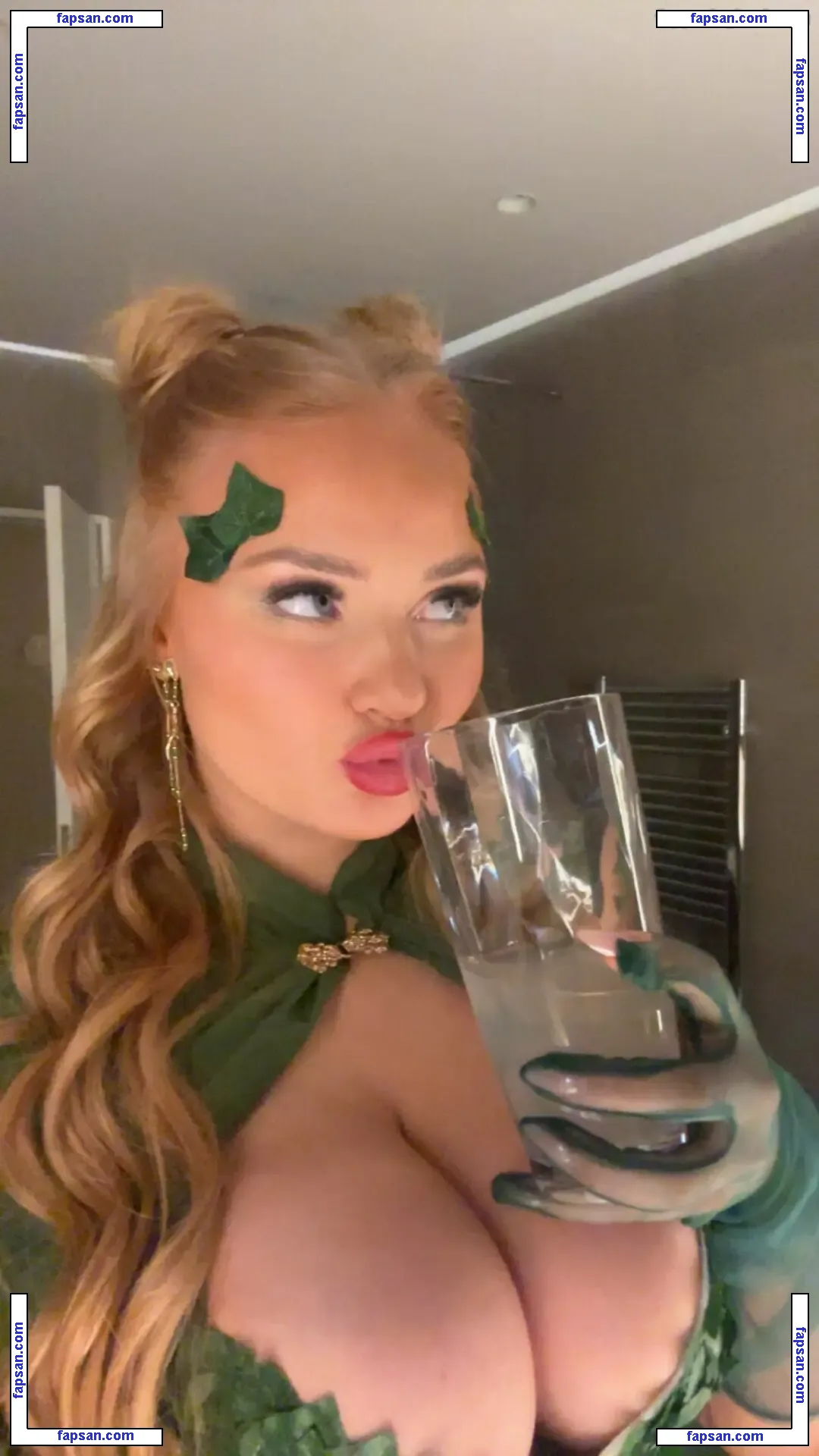 Gudrun Svava голая фото #0043 с Онлифанс