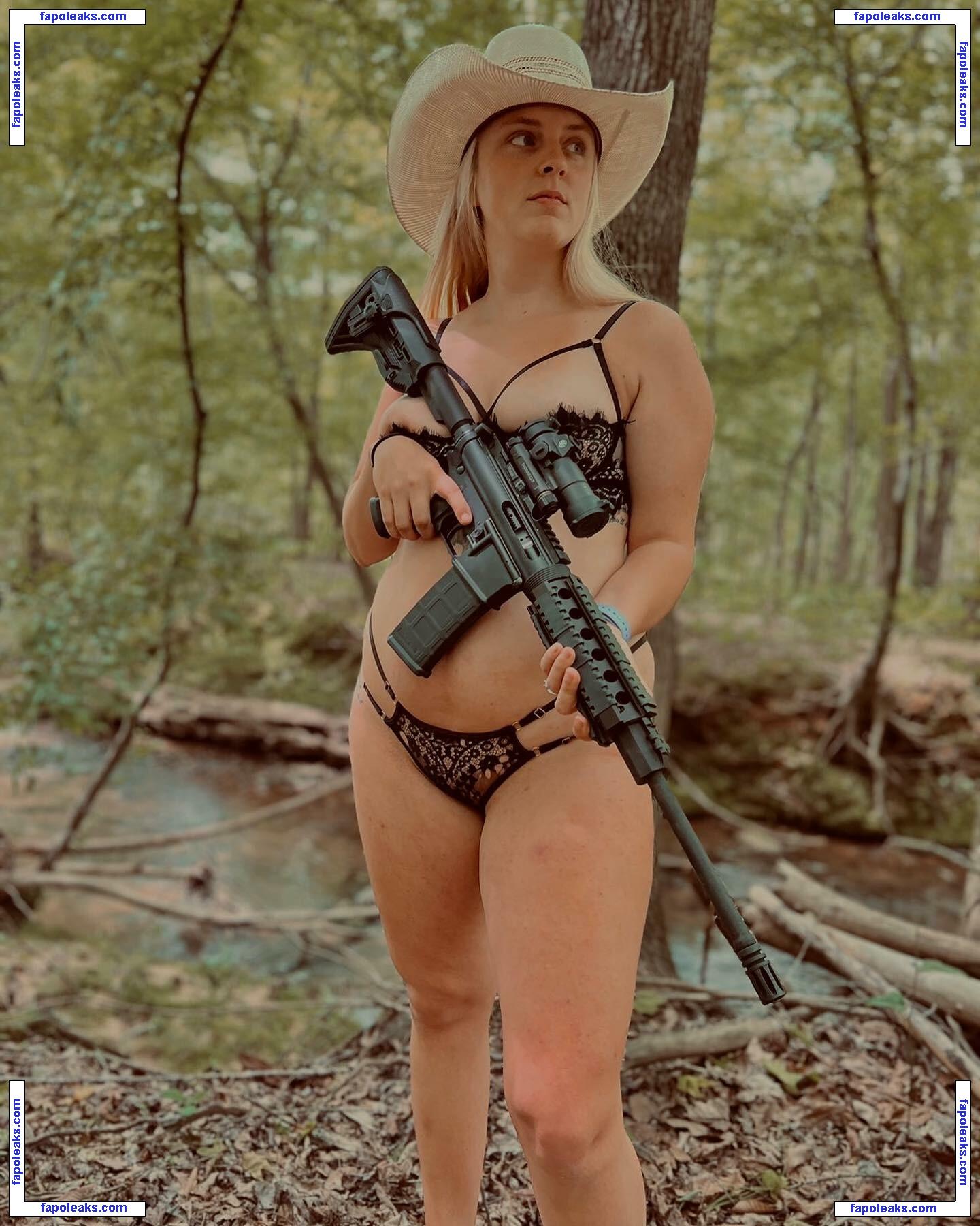 Gun Bunnies / amandashoots nude photo #0088 from OnlyFans