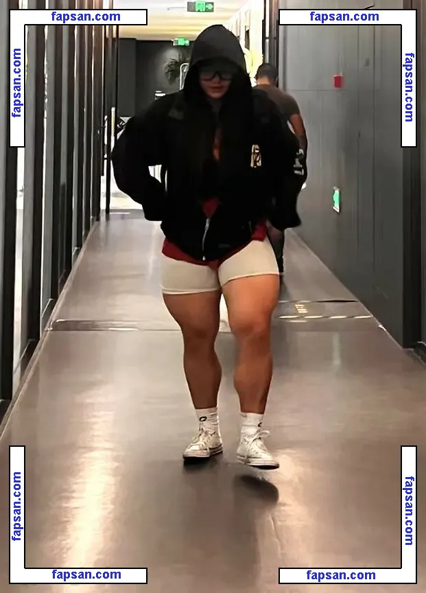 Guohui голая фото #0031 с Онлифанс