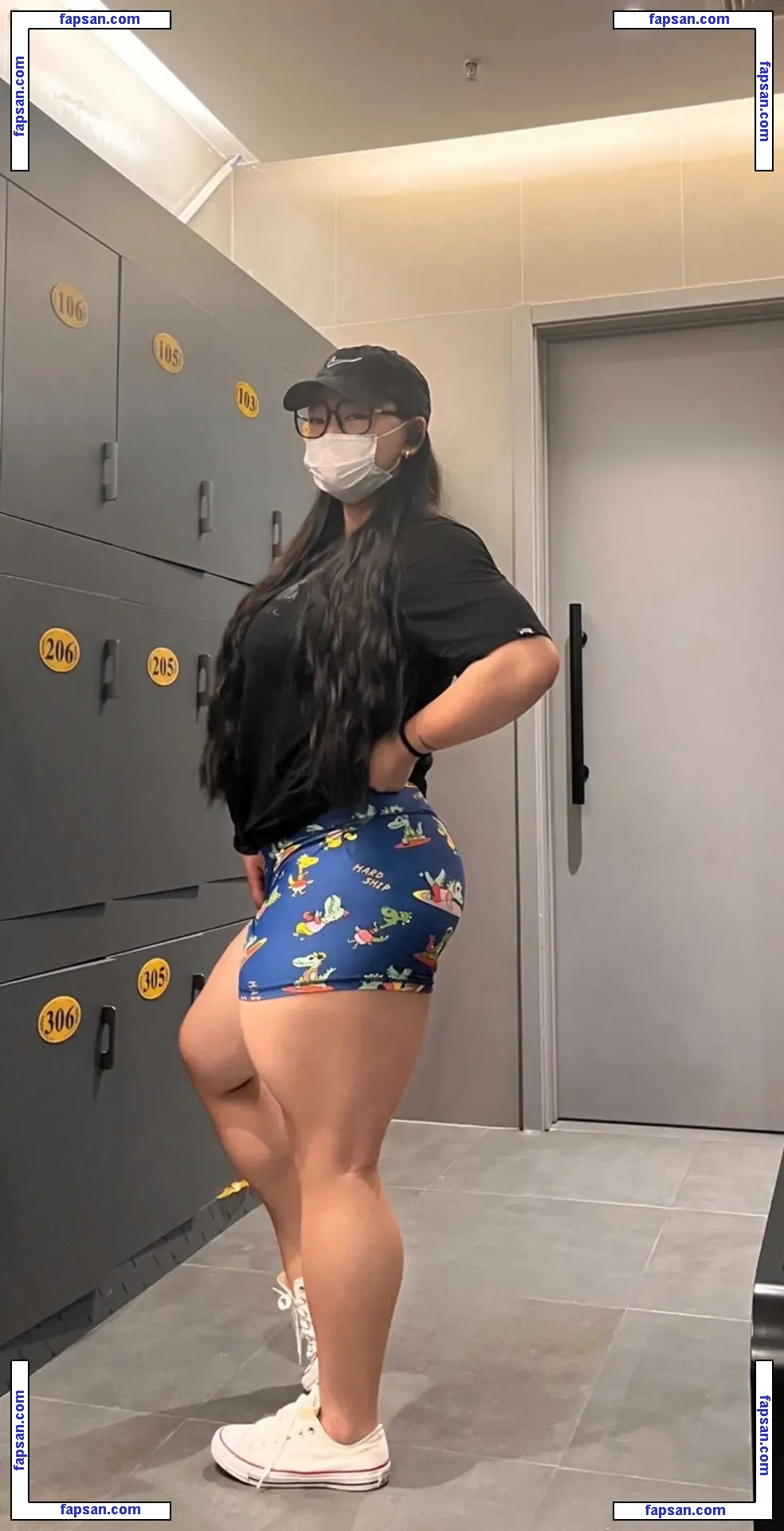 Guohui голая фото #0033 с Онлифанс