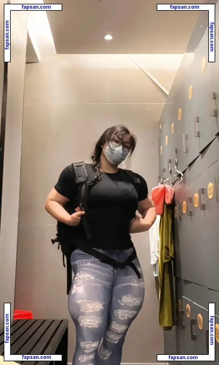 Guohui nude photo #0107 from OnlyFans