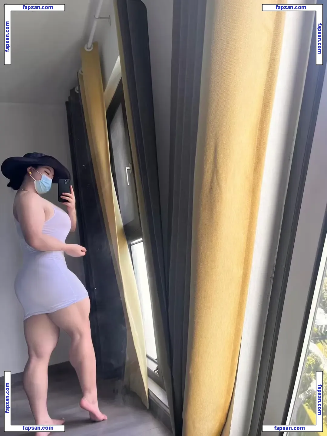 Guohui nude photo #0124 from OnlyFans