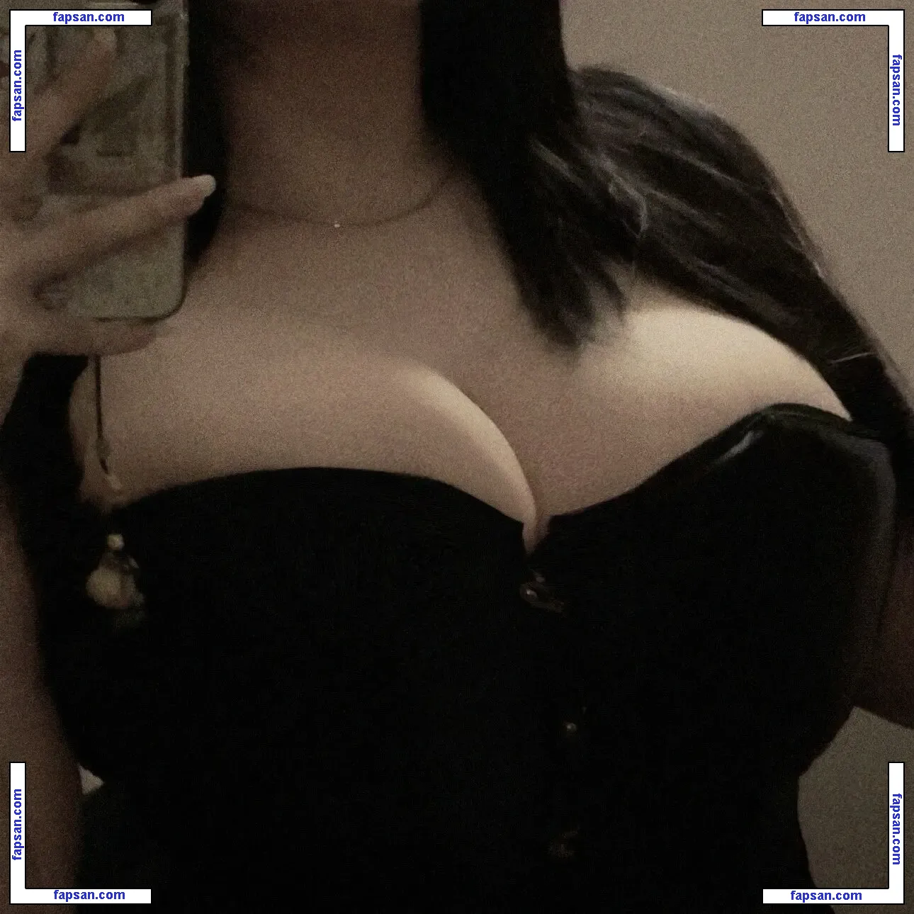Guttergore1 nude photo #0002 from OnlyFans