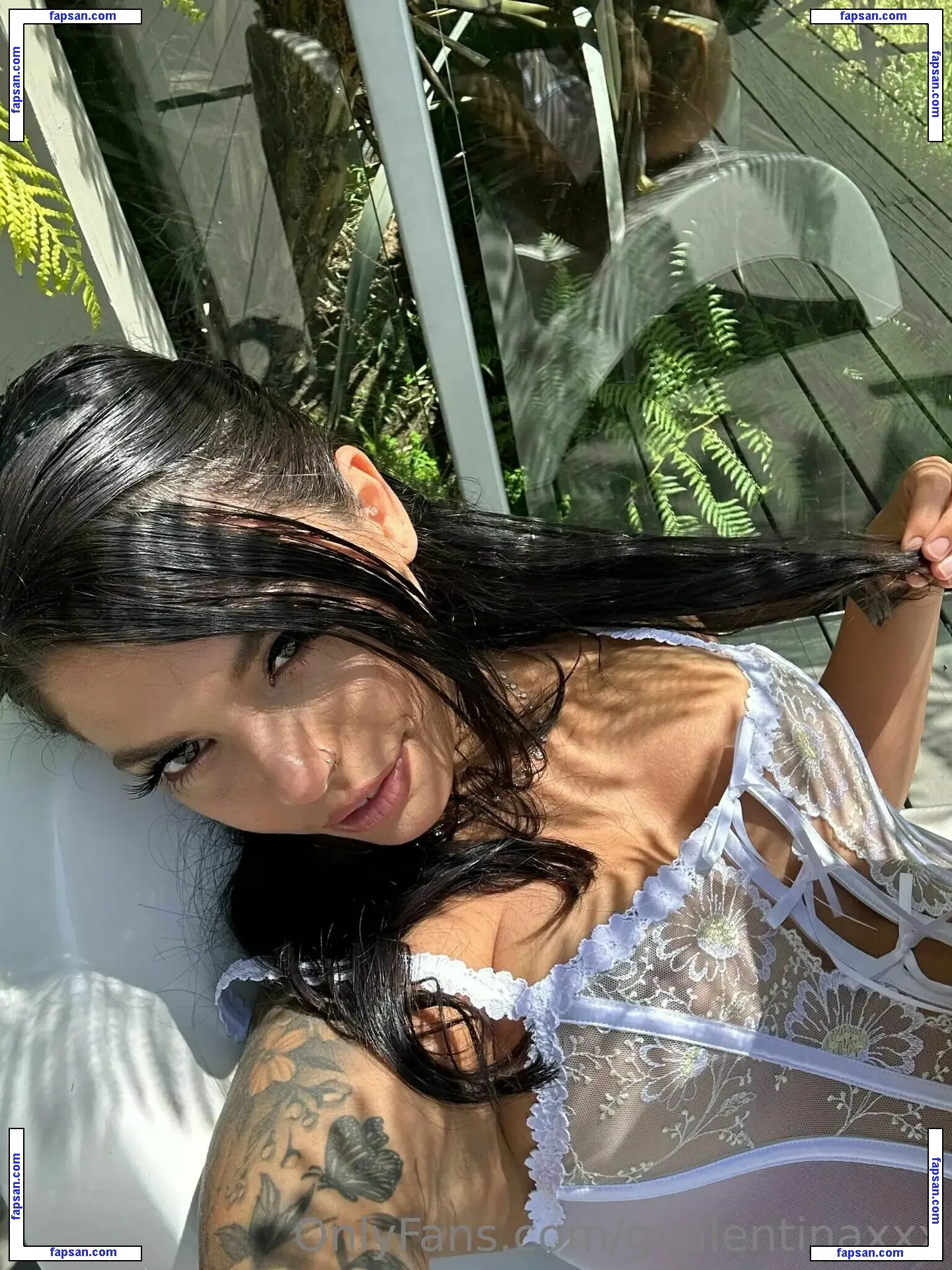 gvalentinaxxx nude photo #0031 from OnlyFans