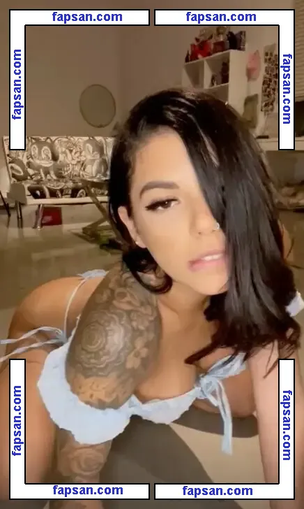 gvalentinaxxx nude photo #0098 from OnlyFans