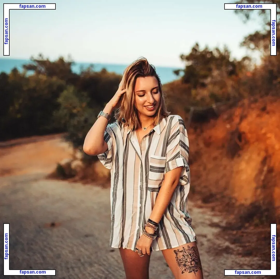 Gwenn nude photo #0011 from OnlyFans