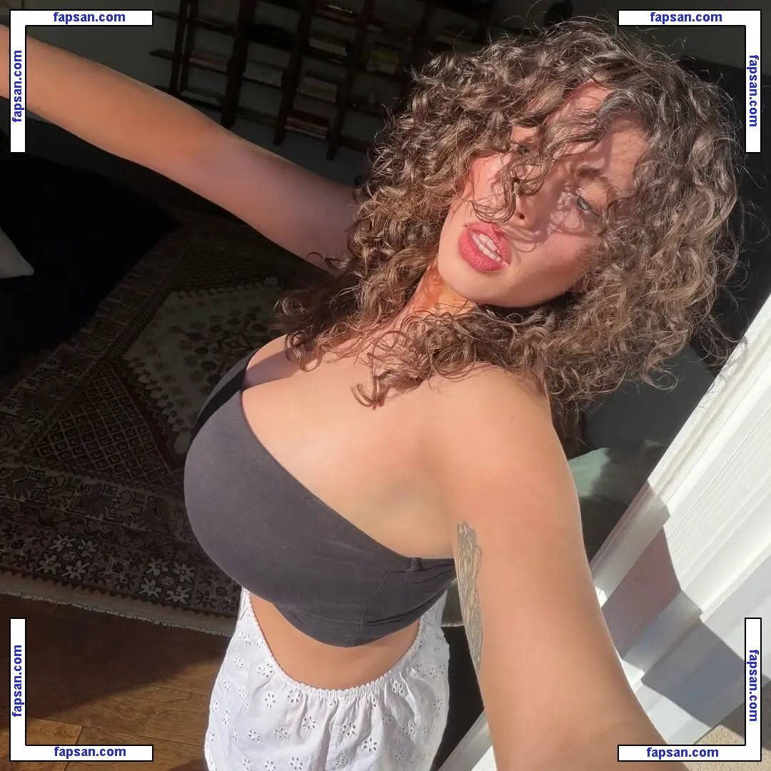 Gwenny2.0 nude photo #0057 from OnlyFans