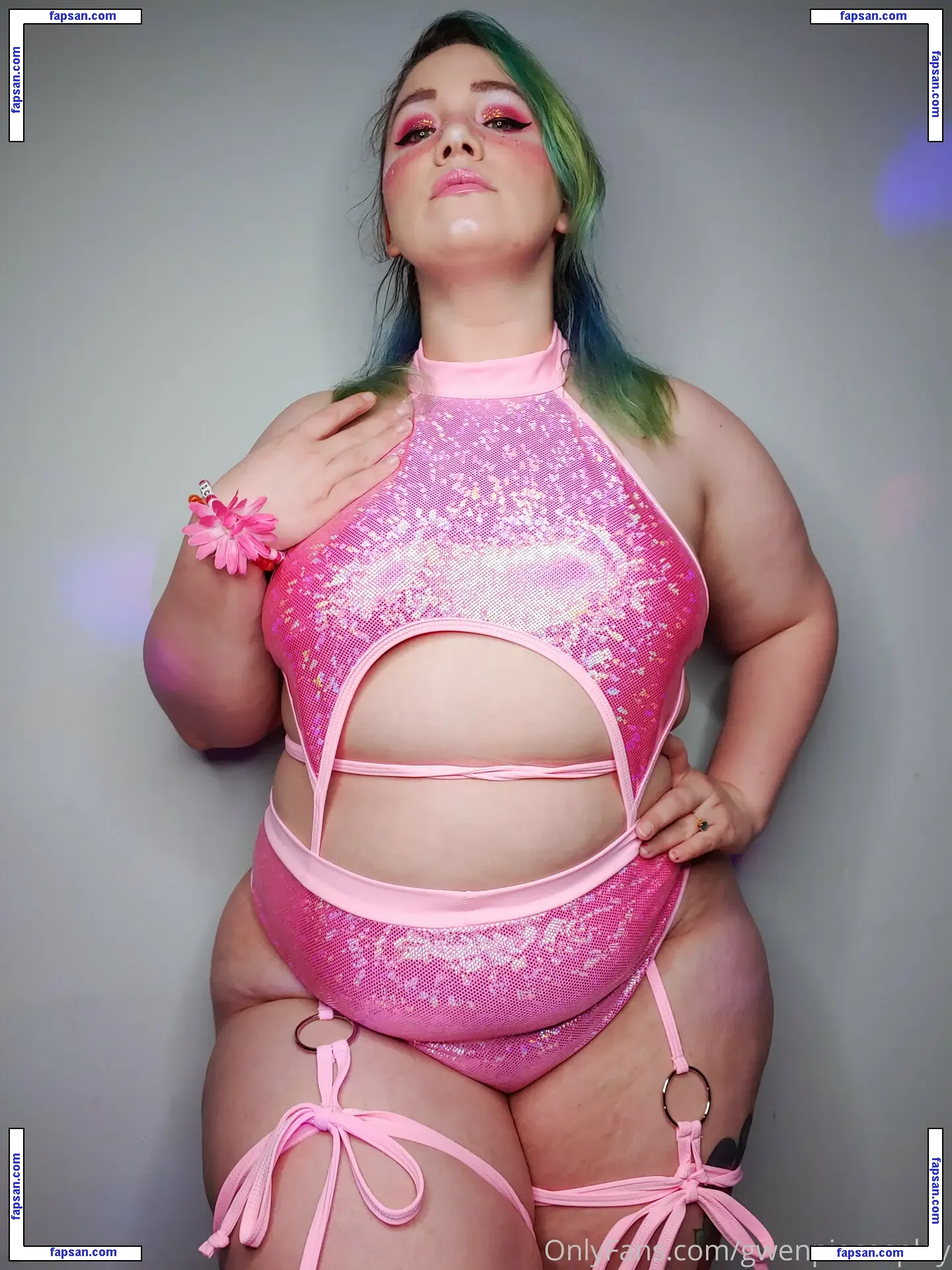 gwenpie nude photo #0005 from OnlyFans