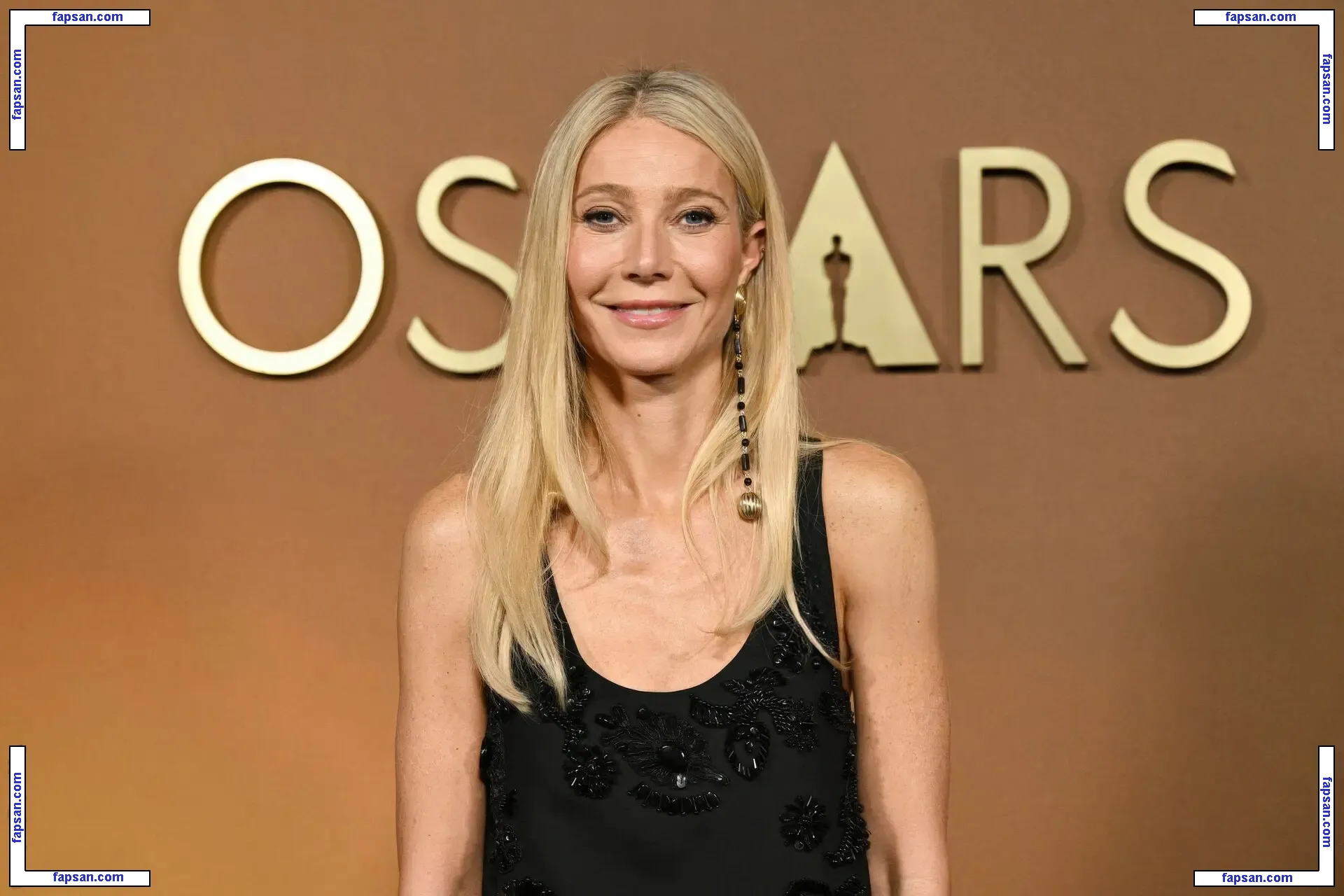 Gwyneth Paltrow nude photo #0981 from OnlyFans