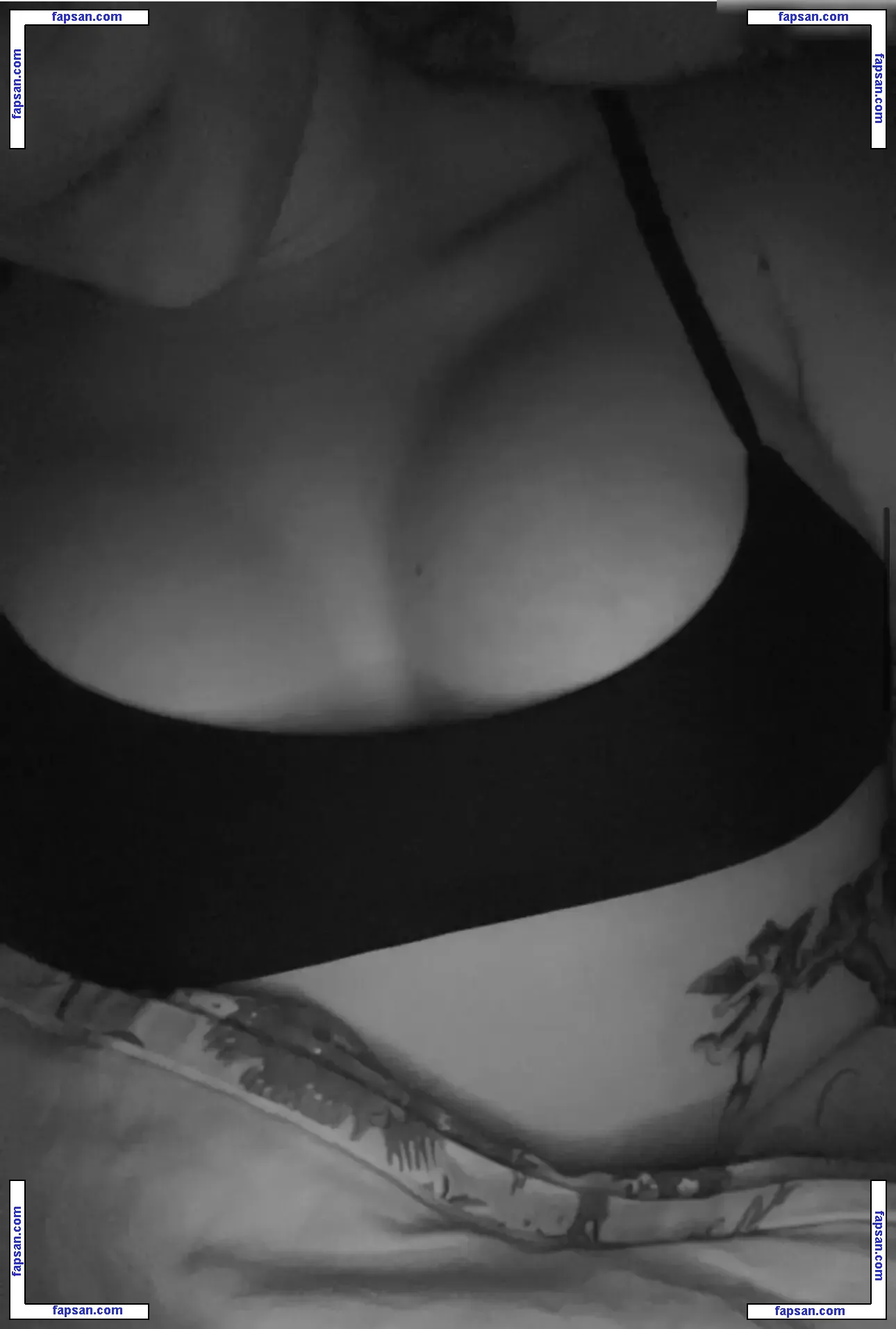 gxselle_atm nude photo #0003 from OnlyFans