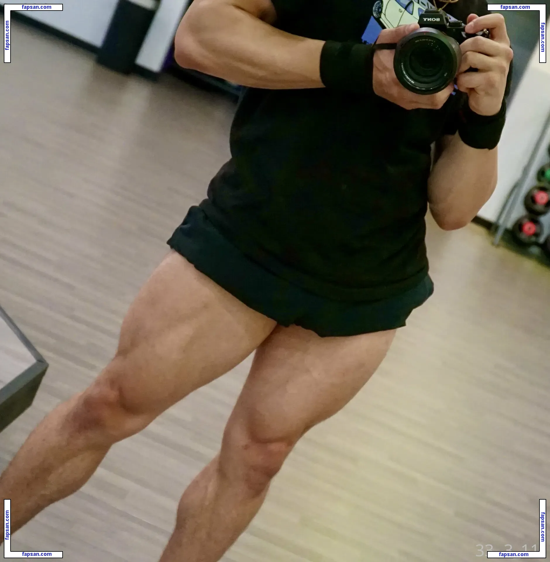 h1mb0hubby nude photo #0002 from OnlyFans