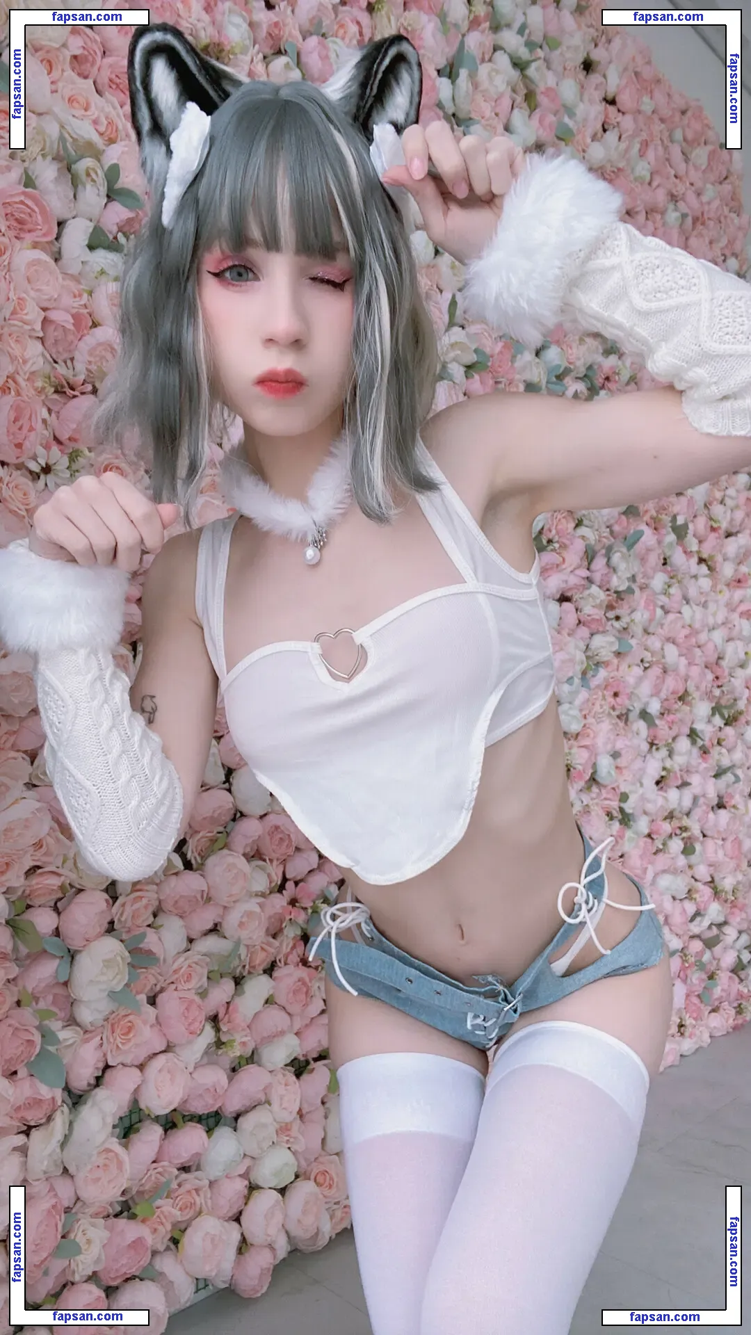 Hackee_chan nude photo #0885 from OnlyFans