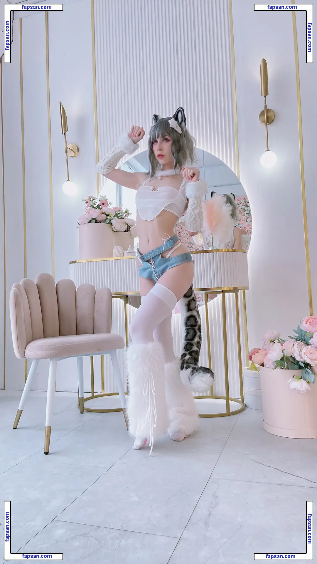 Hackee_chan nude photo #0896 from OnlyFans