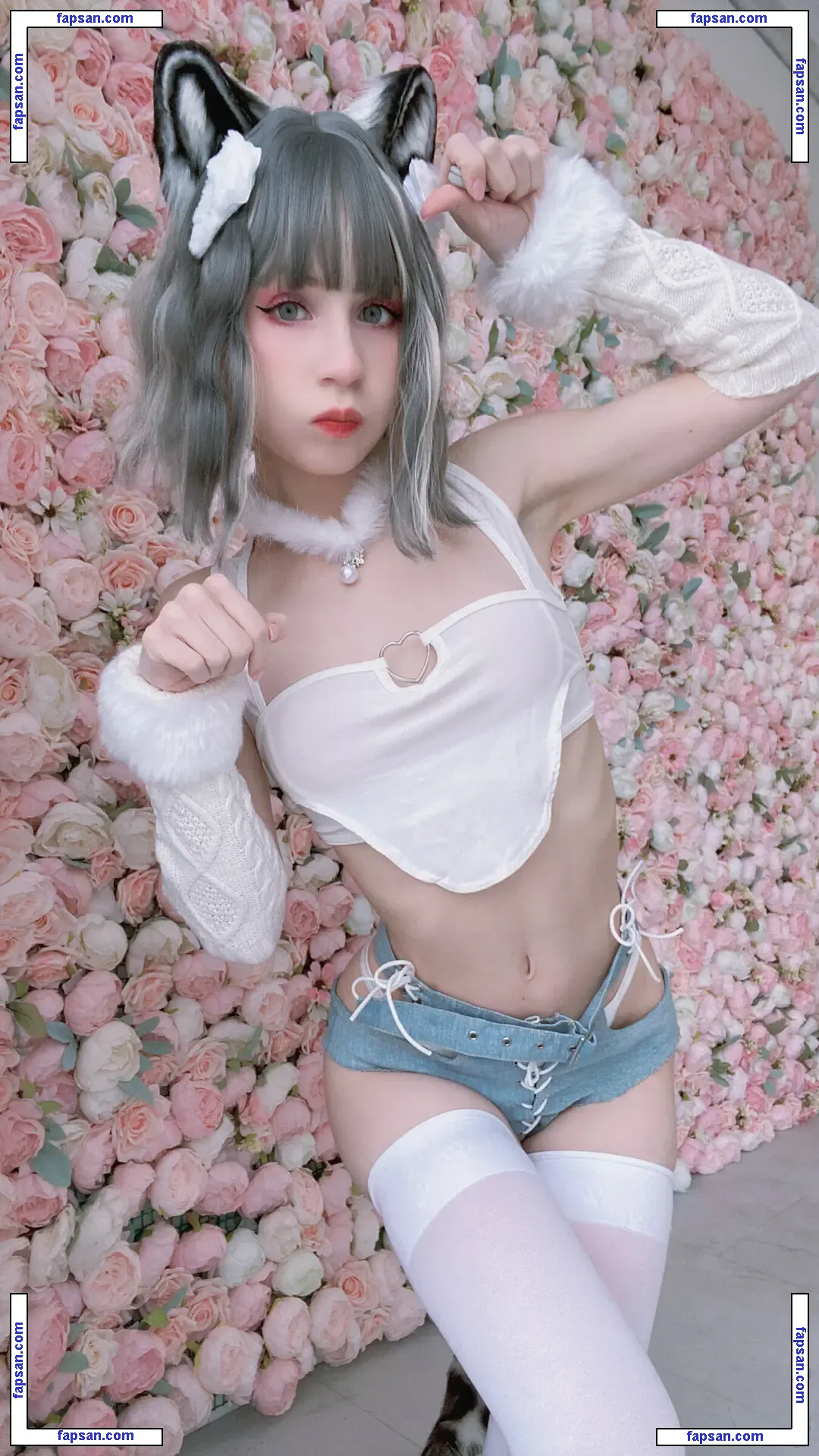 Hackee_chan nude photo #0898 from OnlyFans