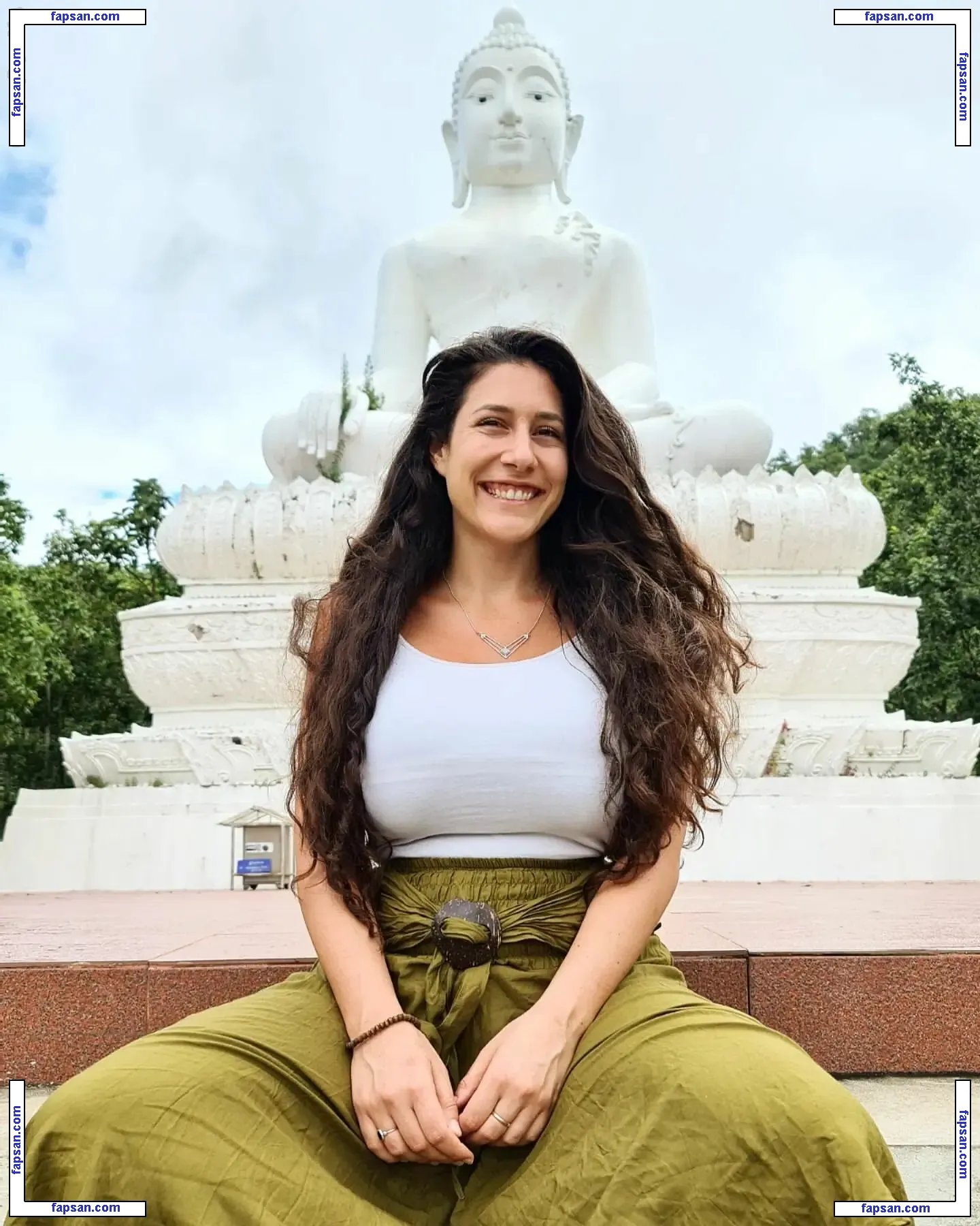 Hadar Simon nude photo #0111 from OnlyFans