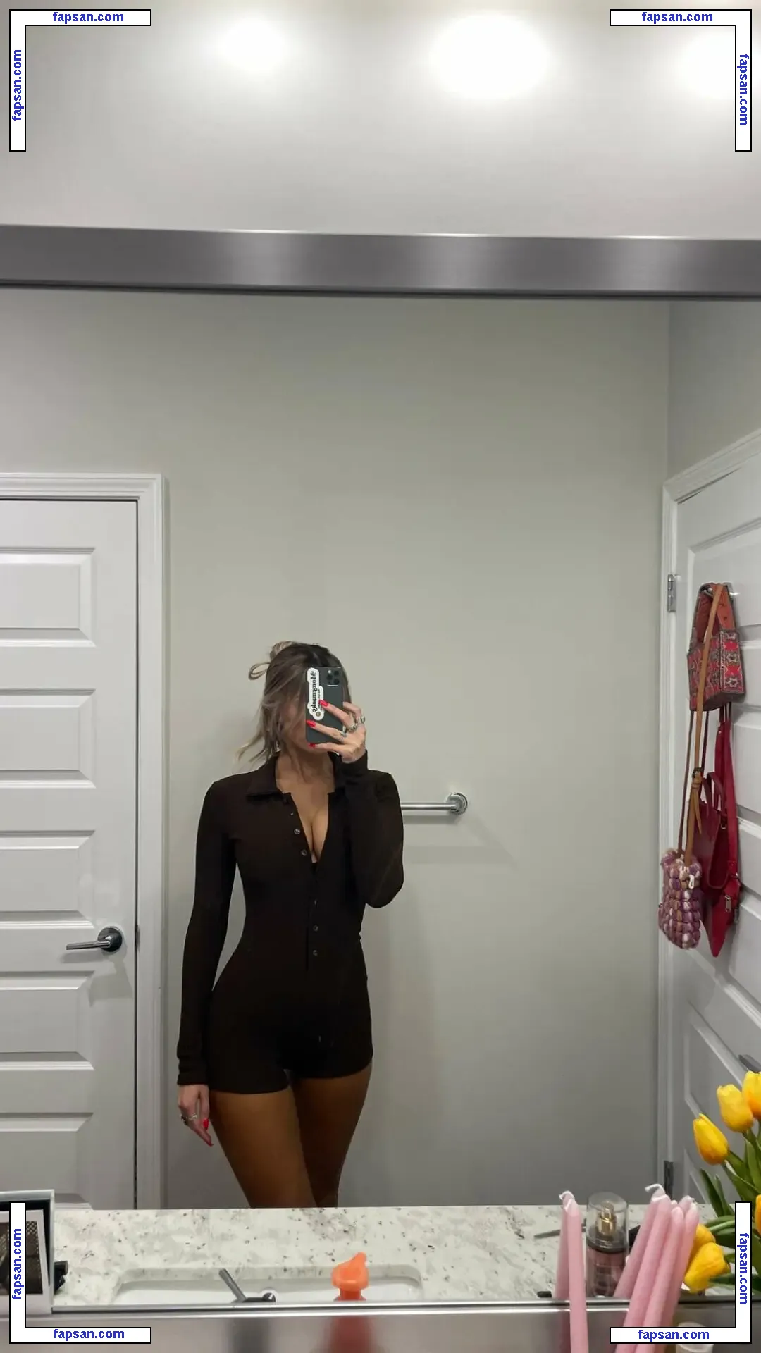 hadelinemope nude photo #0460 from OnlyFans