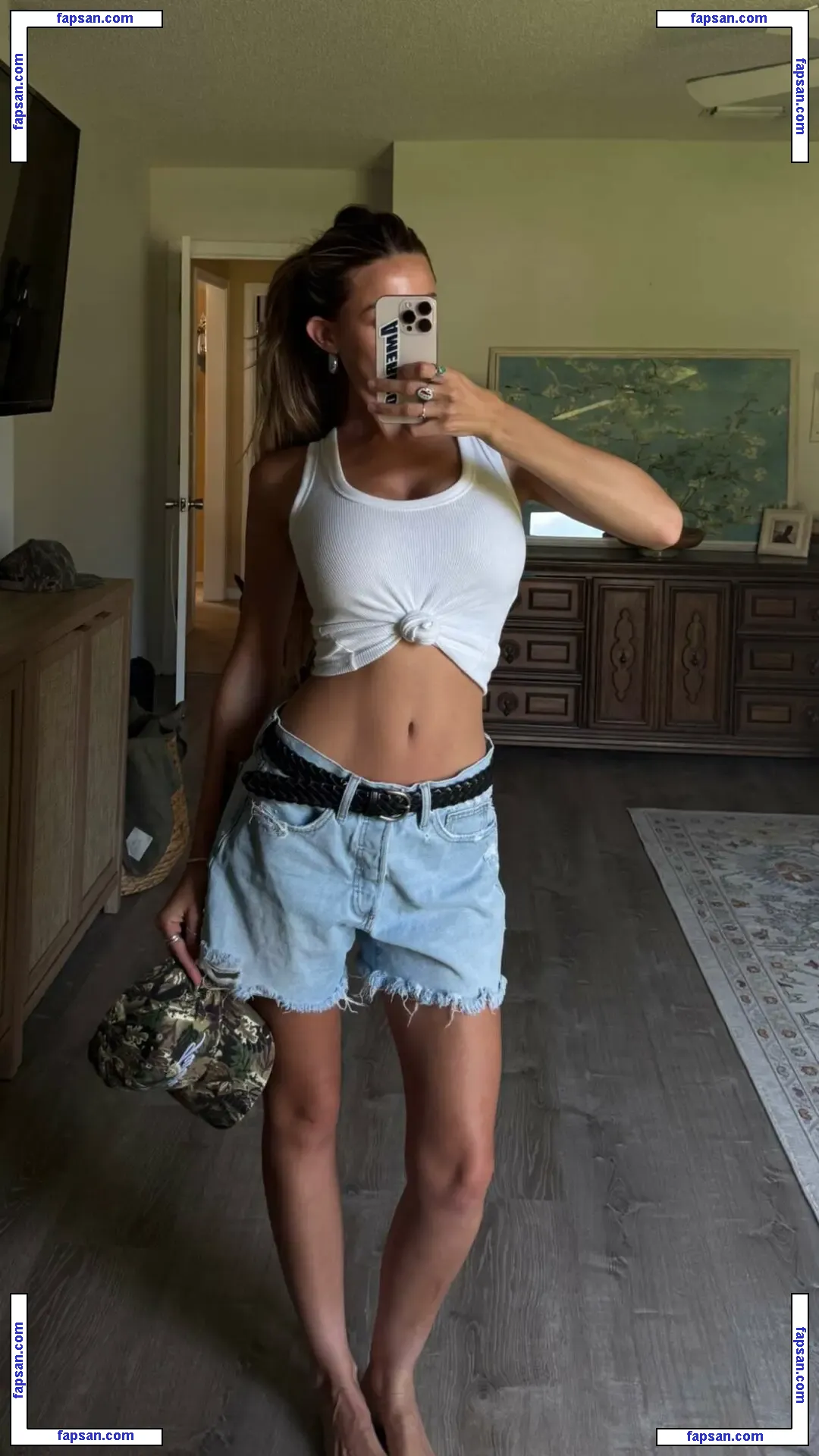 hadelinemope nude photo #0476 from OnlyFans