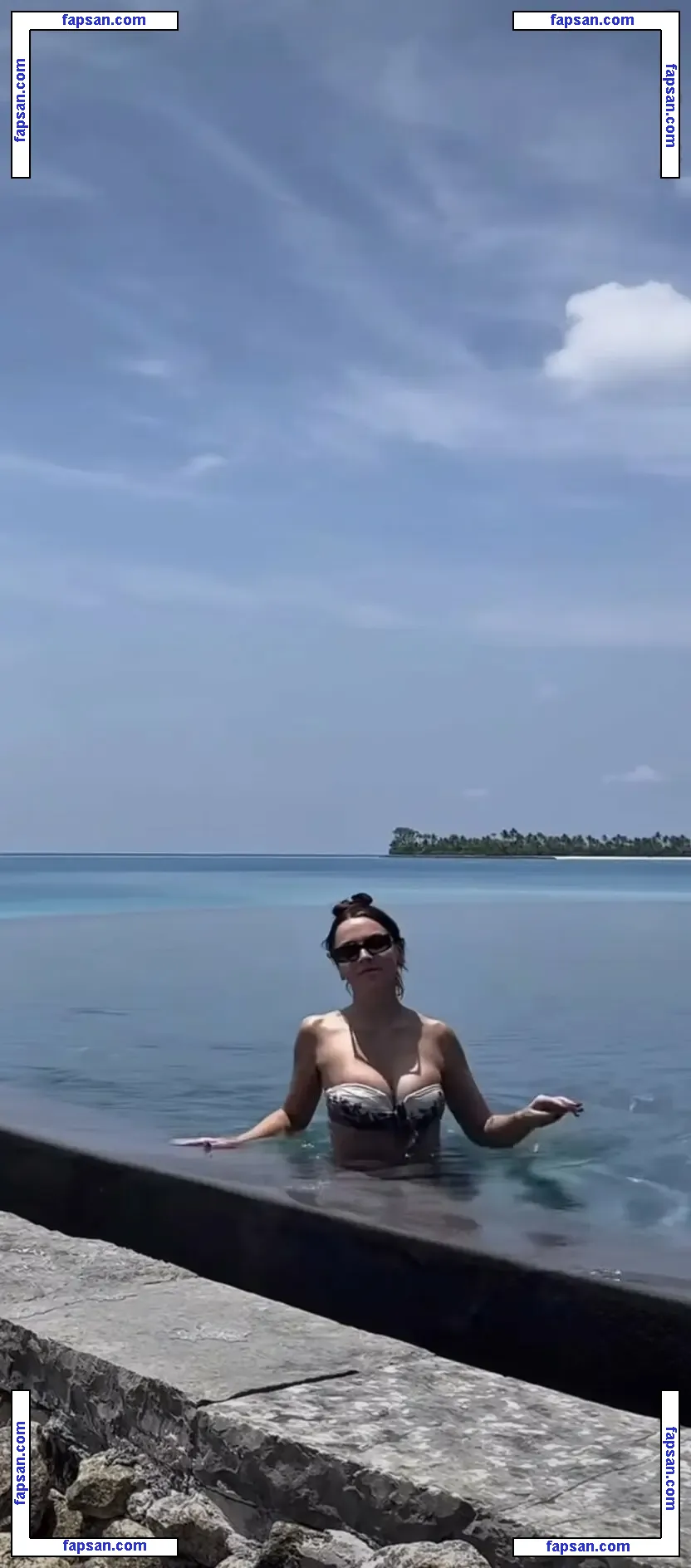 Hadise nude photo #0050 from OnlyFans
