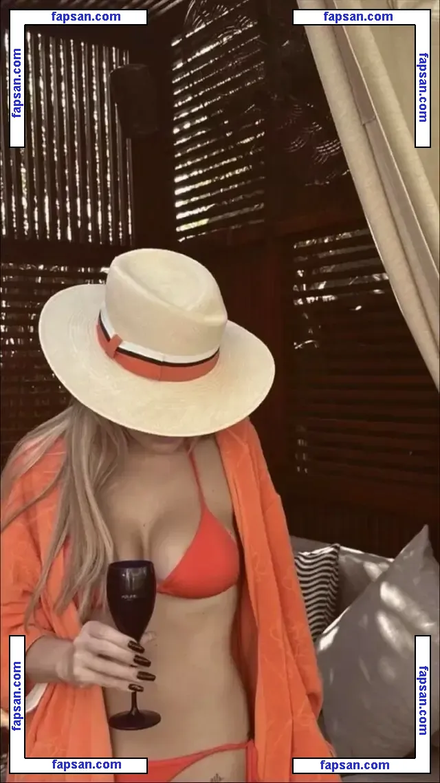 Hadise nude photo #0075 from OnlyFans