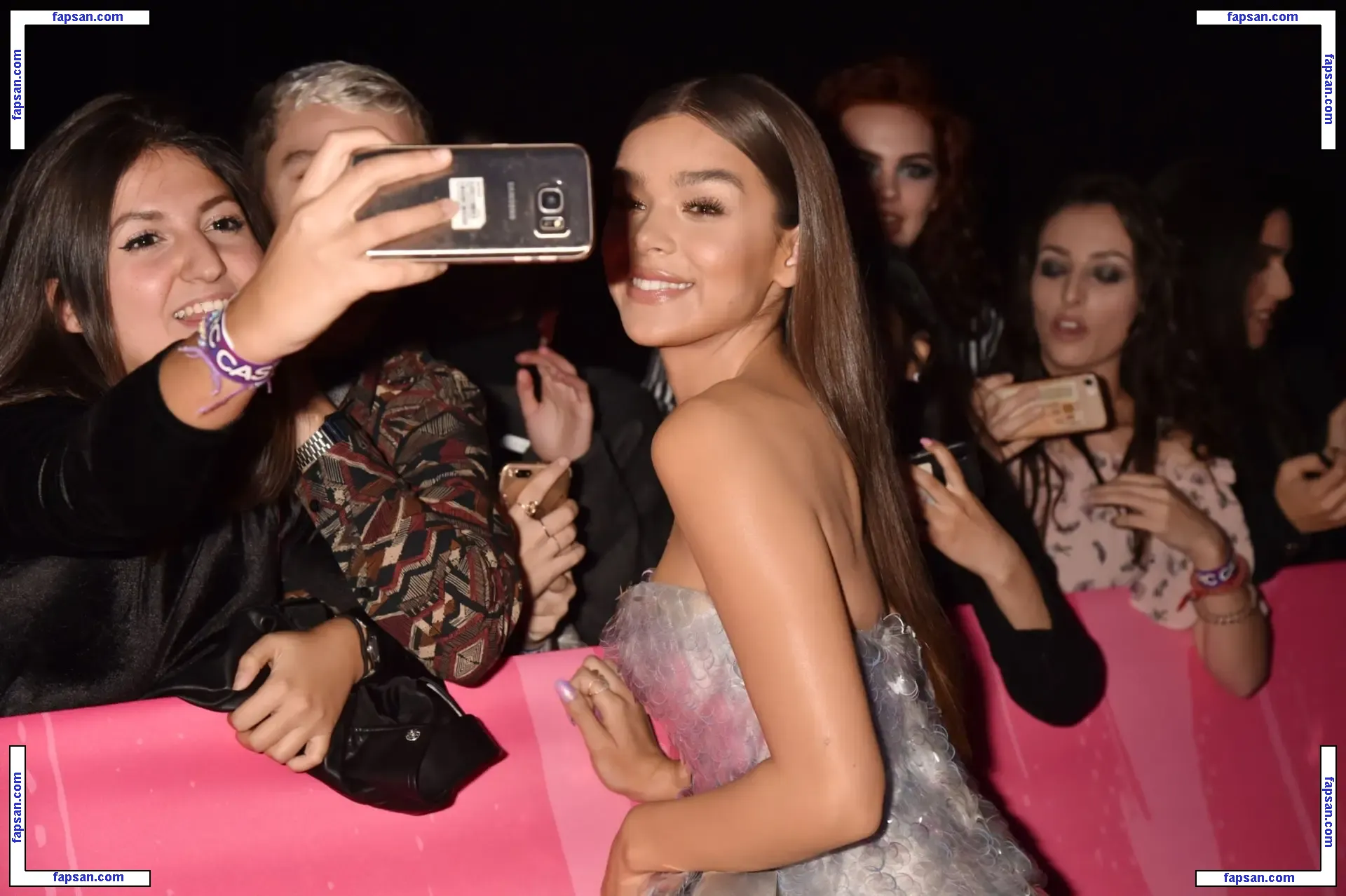 Hailee Steinfeld nude photo #0074 from OnlyFans