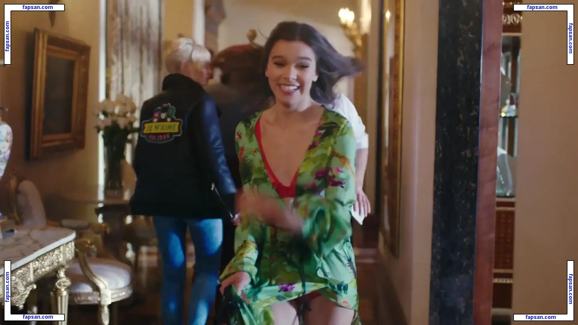 Hailee Steinfeld nude photo #0135 from OnlyFans