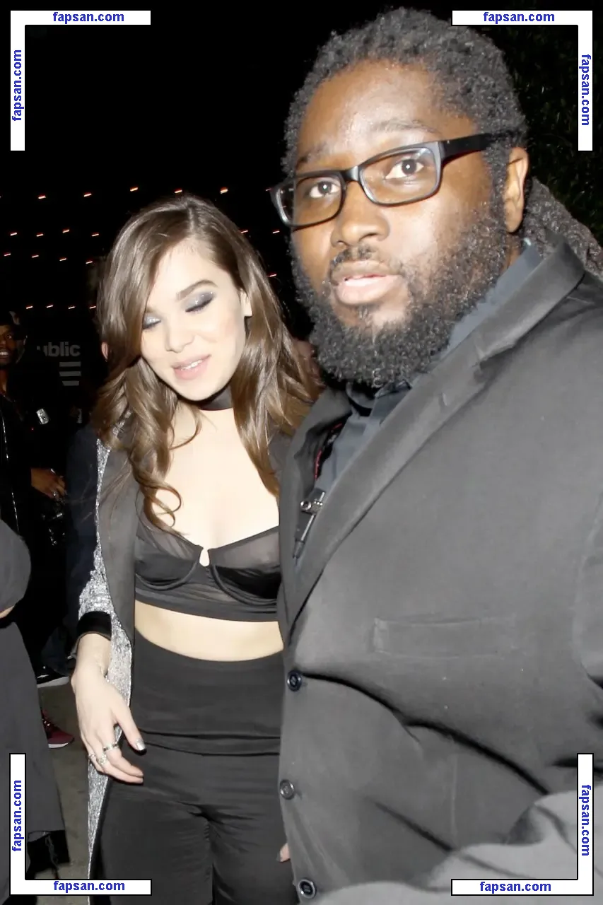 Hailee Steinfeld nude photo #0214 from OnlyFans