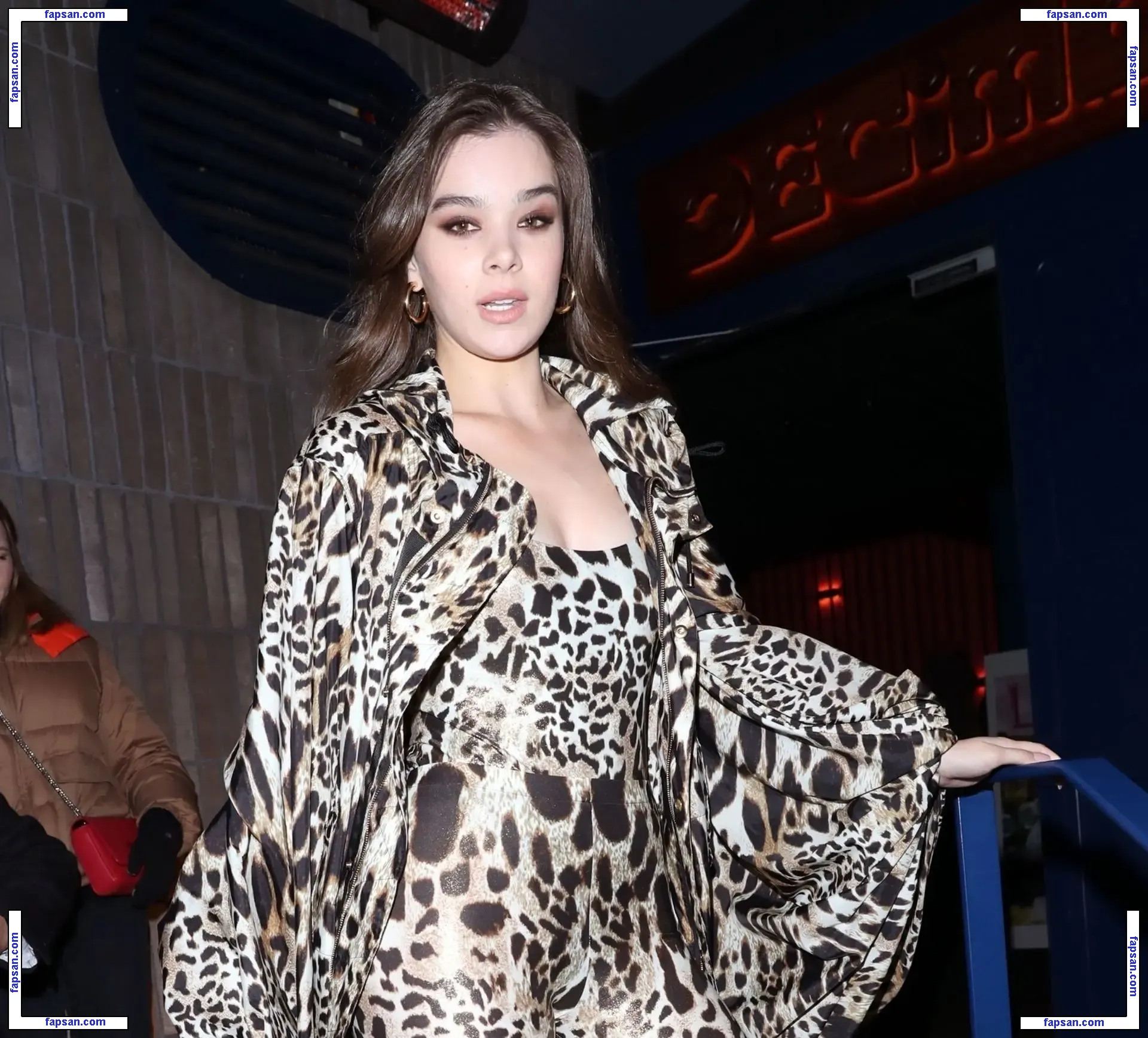 Hailee Steinfeld nude photo #0254 from OnlyFans