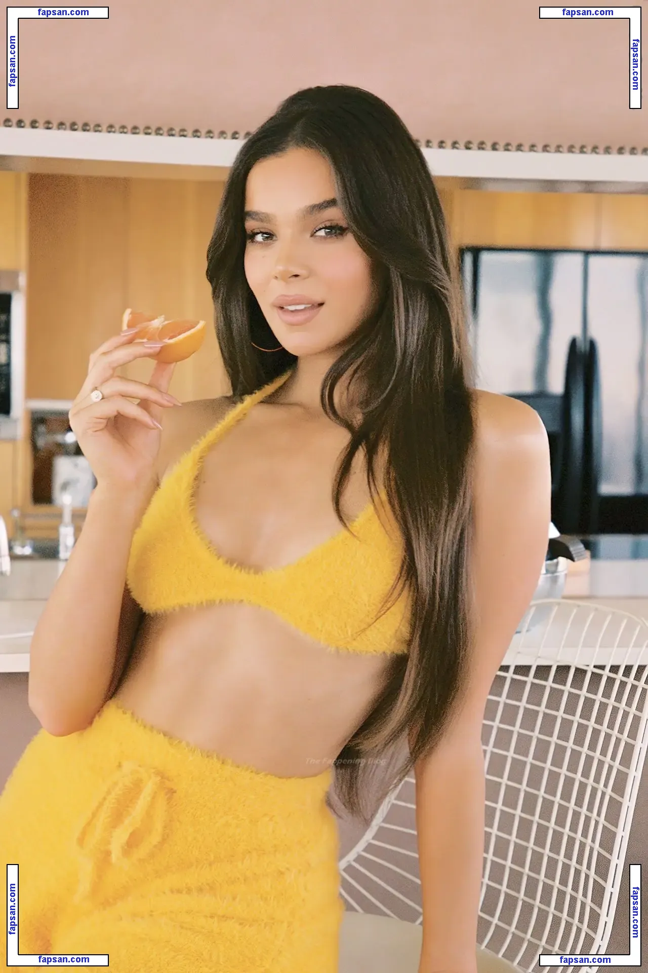 Hailee Steinfeld nude photo #0268 from OnlyFans