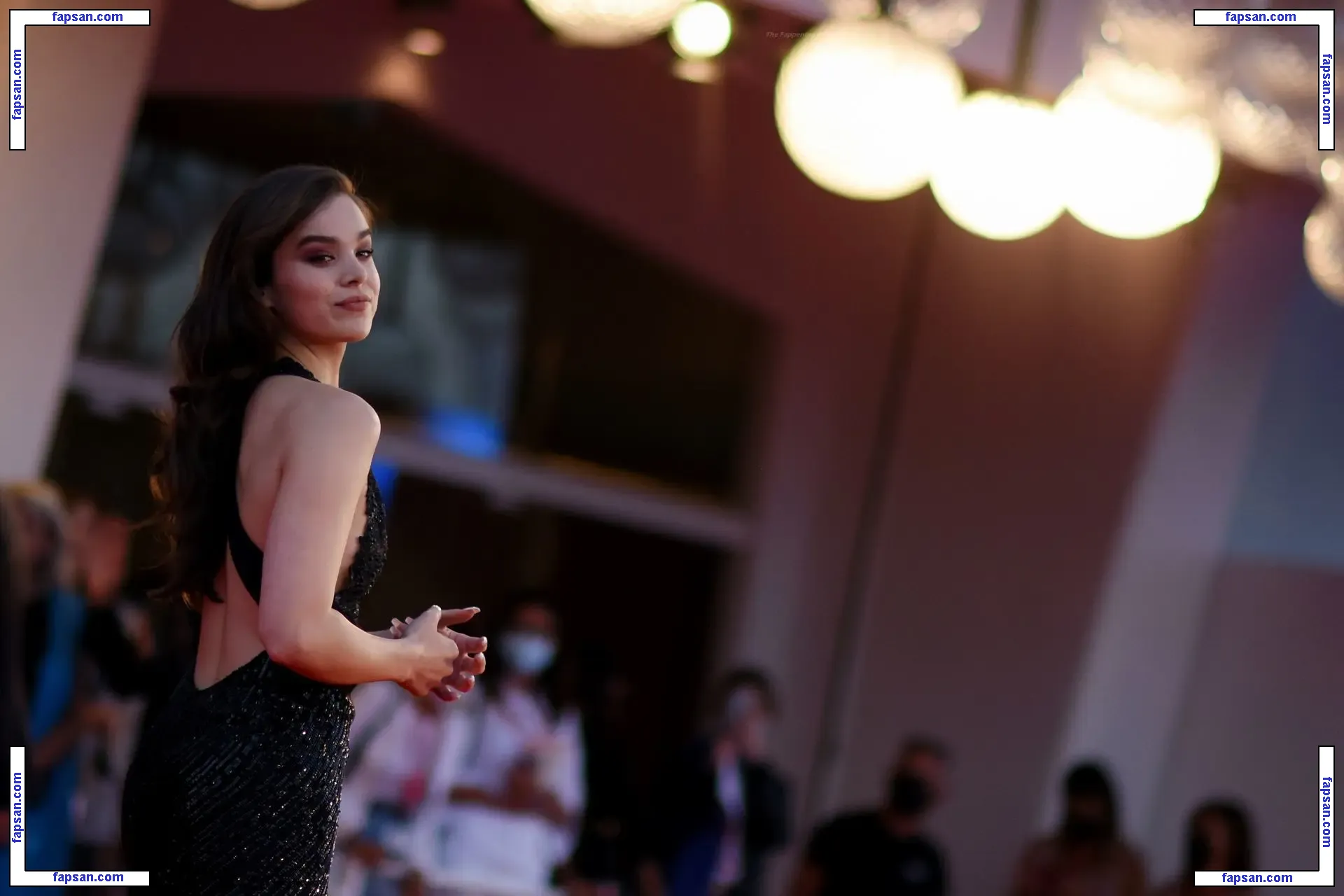 Hailee Steinfeld nude photo #0321 from OnlyFans
