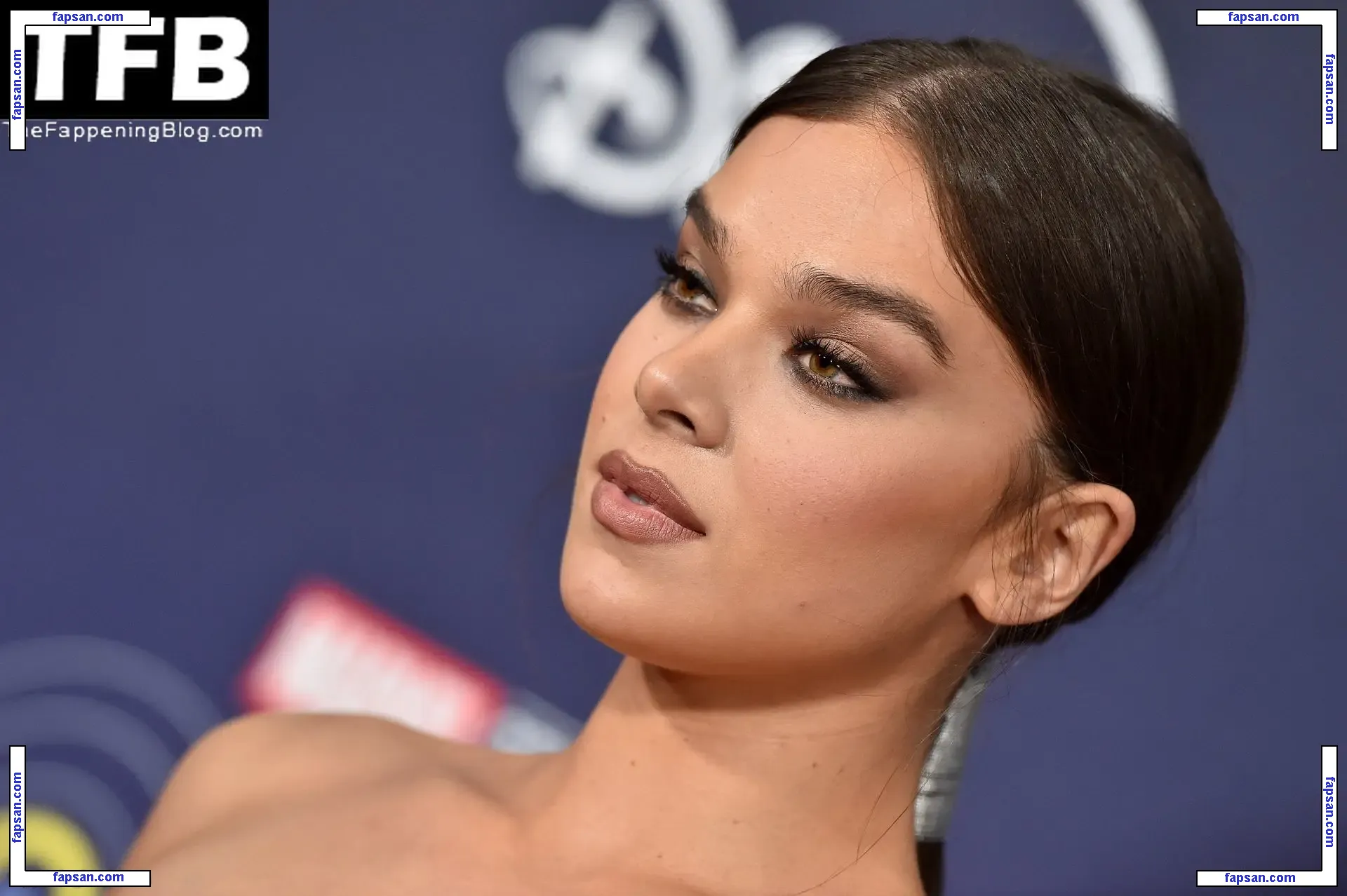 Hailee Steinfeld nude photo #0474 from OnlyFans