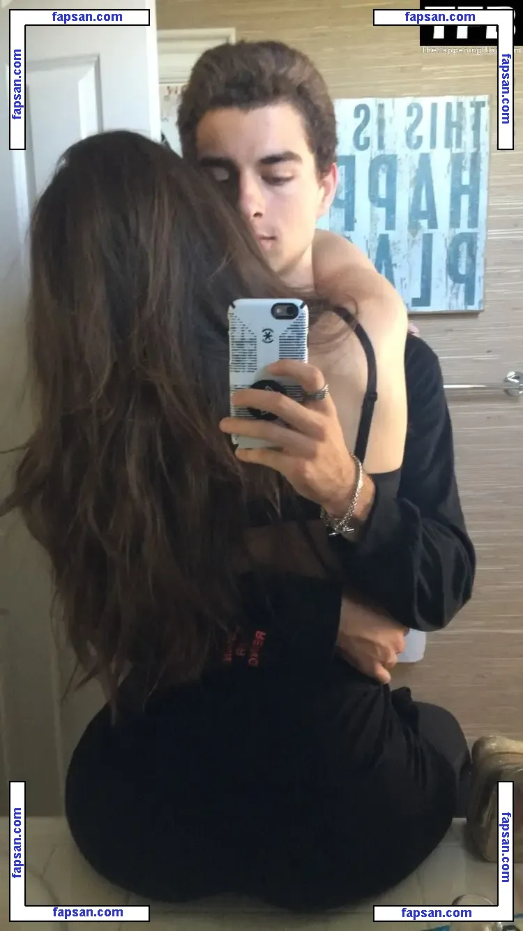 Hailee Steinfeld nude photo #0586 from OnlyFans