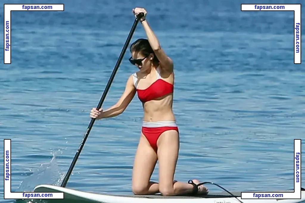 Hailee Steinfeld nude photo #0736 from OnlyFans