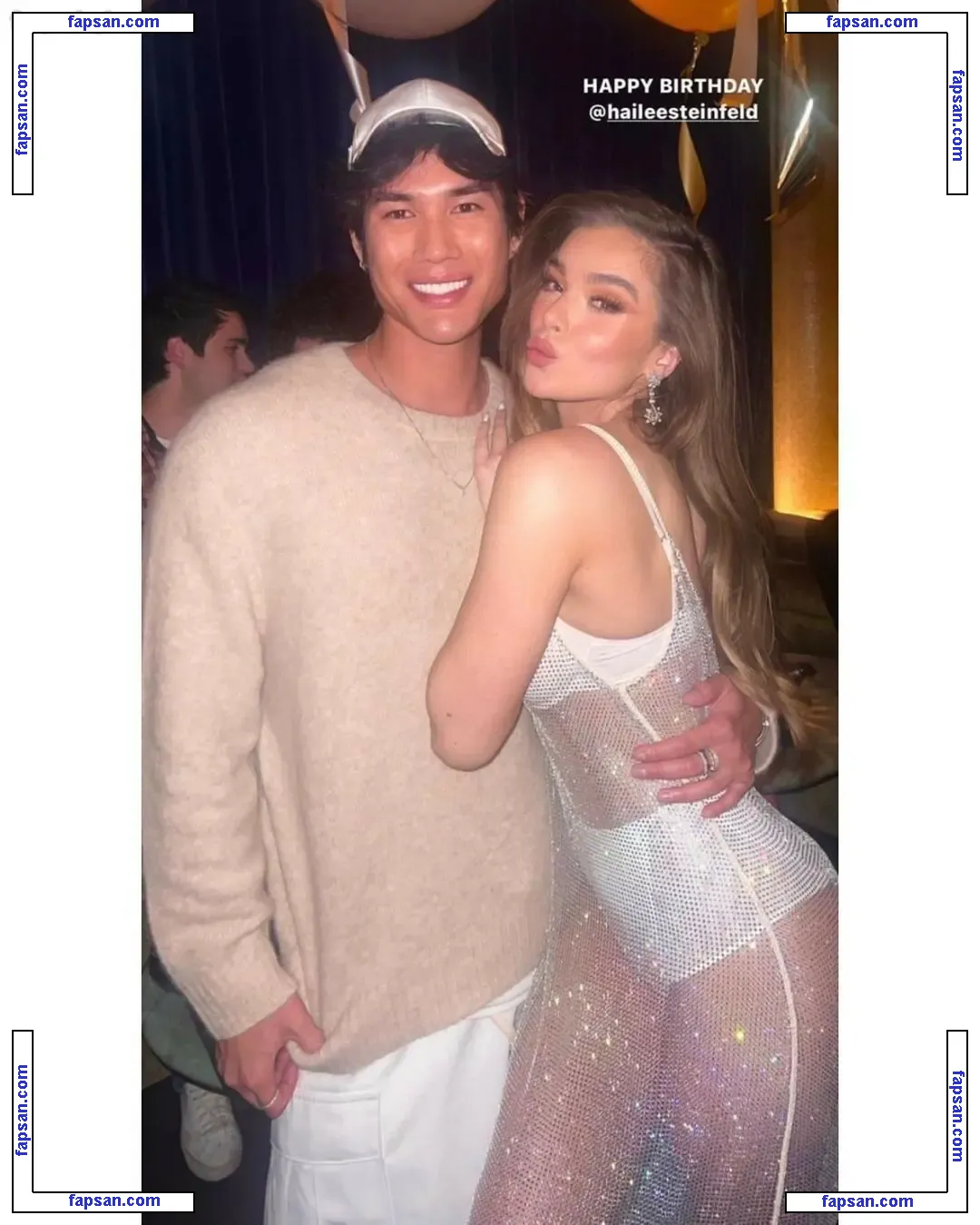 Hailee Steinfeld nude photo #0799 from OnlyFans