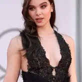 Hailee Steinfeld nude #0410