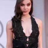 Hailee Steinfeld nude #0420