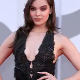 Hailee Steinfeld nude #0670
