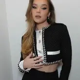 Hailee Steinfeld nude #0827
