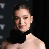 Hailee Steinfeld nude #0881