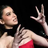 Hailee Steinfeld nude #0889
