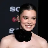 Hailee Steinfeld nude #0898