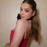 Hailee Steinfeld nude #0917