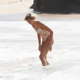 Hailey Baldwin голая #0179