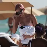 Hailey Baldwin голая #0289