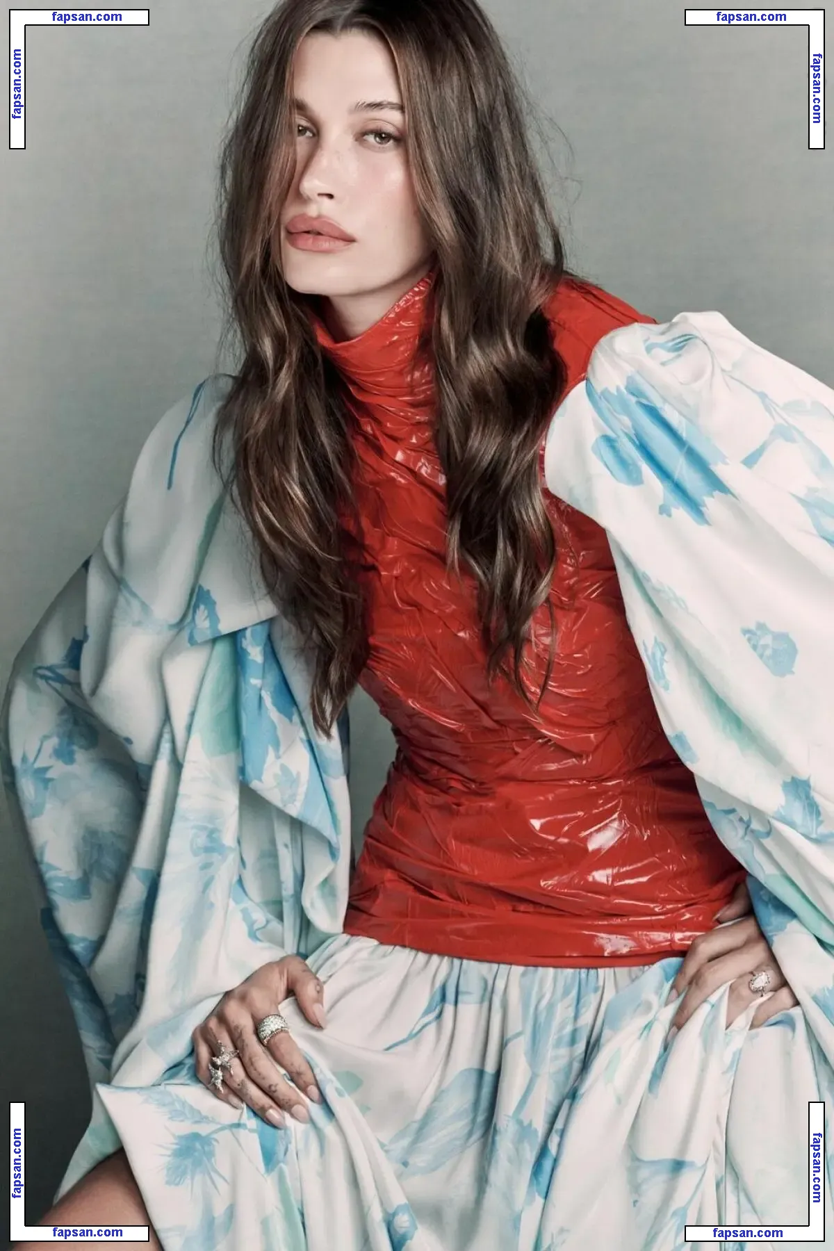 Hailey Bieber голая фото #0638 с Онлифанс